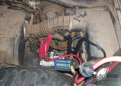 2013 Honda Ridgeline Rts from USA, damaged, VIN 5FPYK1F48DB008102